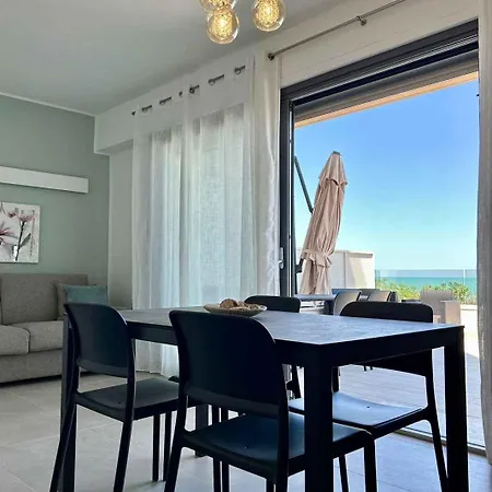 Apartamento Beachfront In Pesaro-marken 55364 Pesaro