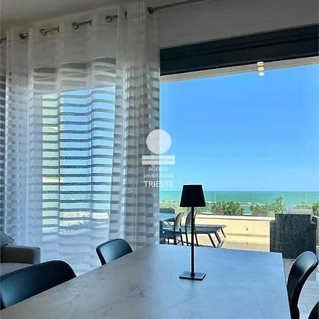 Apartamento Beachfront In Pesaro-marken 55364