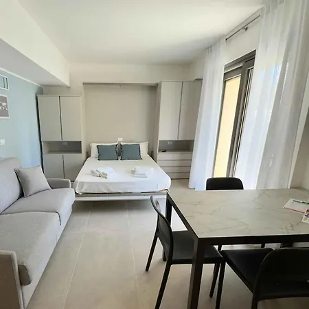 Beachfront In Pesaro-marken 55364