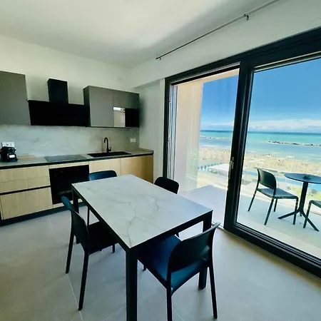 Apartament Beachfront In Pesaro-marken 55364