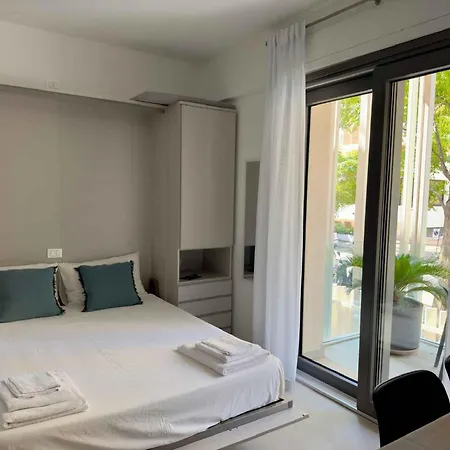 Beachfront In Pesaro-marken 55364
