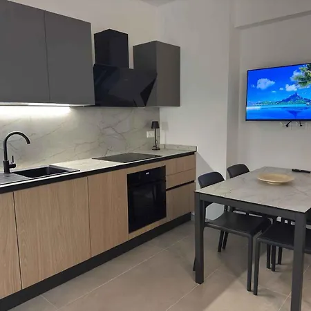 Beachfront In Pesaro-marken 55364