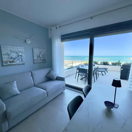 Apartament Beachfront In Pesaro-marken 55364