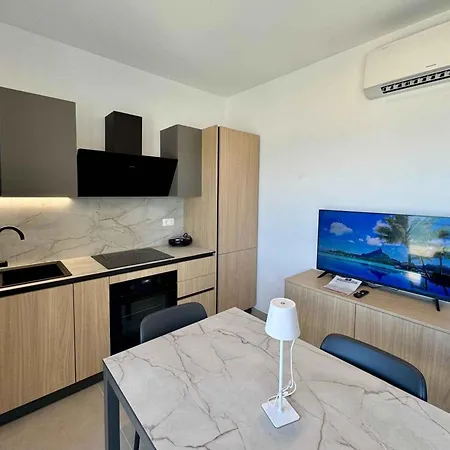 Apartament Beachfront In Pesaro-marken 55364 Pesaro